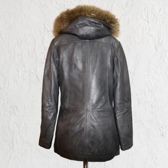 Danier Grey Insulated Leather Coat - Picture 2 of 16